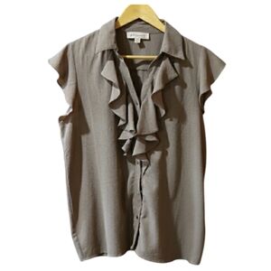 Philosophy Gray Ruffle Sleeveless Blouse V-Neck Button Front Medium